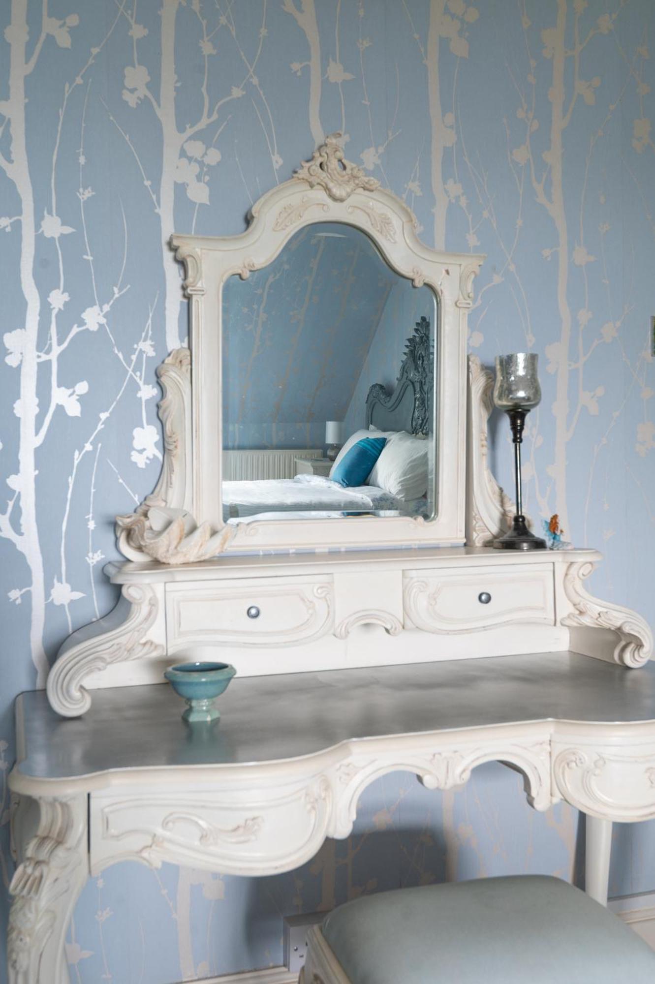 Enchanted Manor 5* Niton