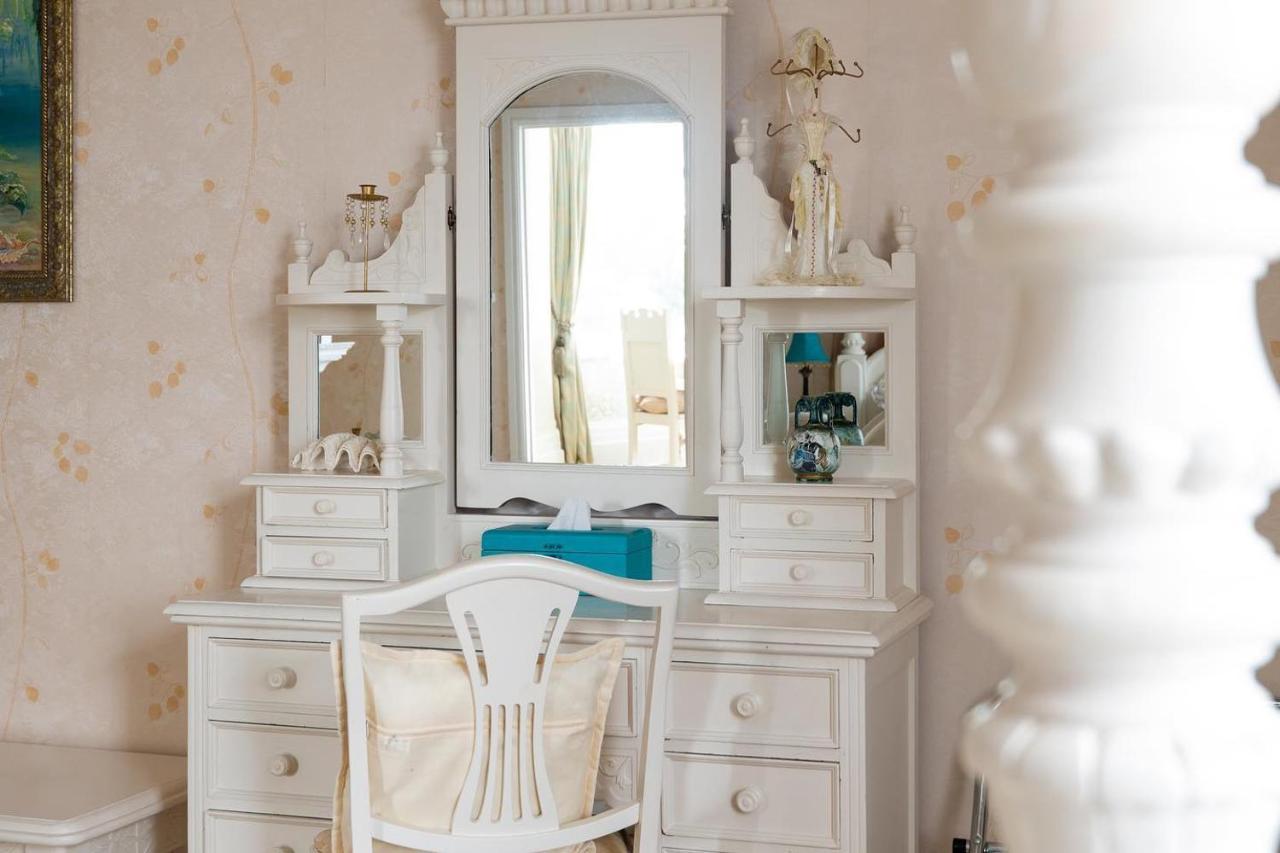 Enchanted Manor 5*