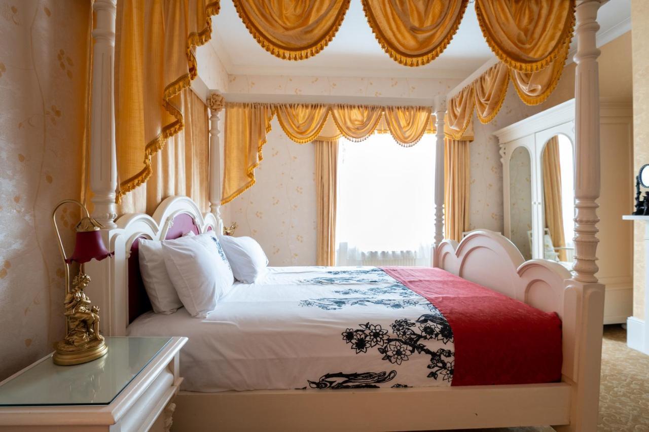 Enchanted Manor 5* Niton